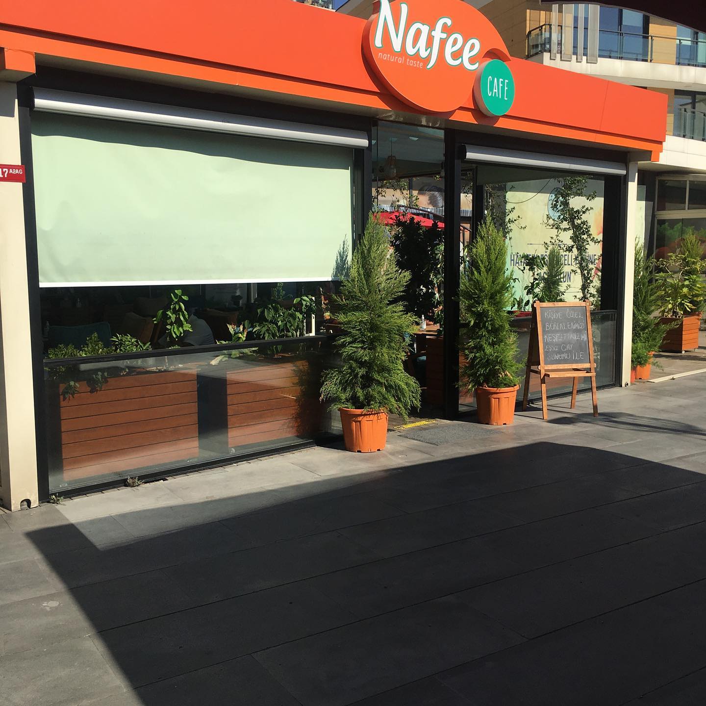 NAFEE CAFE